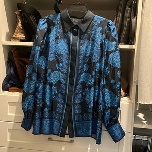 Elie Tahari 100% silk blouse